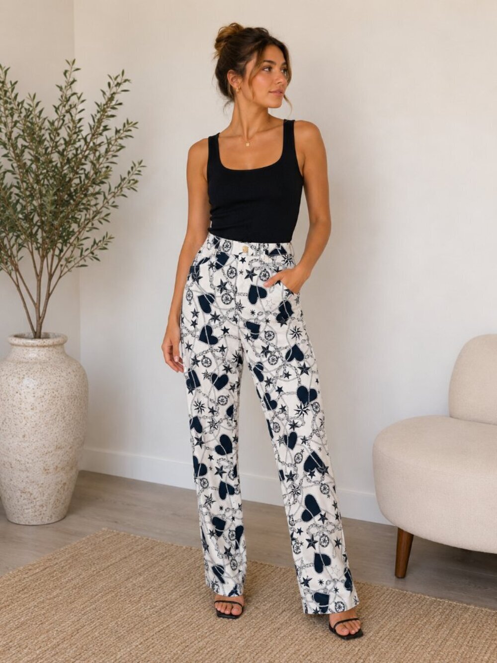VINTAGE ESCADA HIGH RISE - Picture 2 of 13